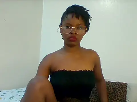 hot cammy online show from June 2026 06:43:01 PM