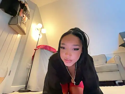 Caramelbbyxx online show from June 2026 01:36:02 AM