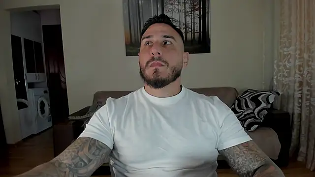 Gymdominus online show from May 2026 01:09:02 PM
