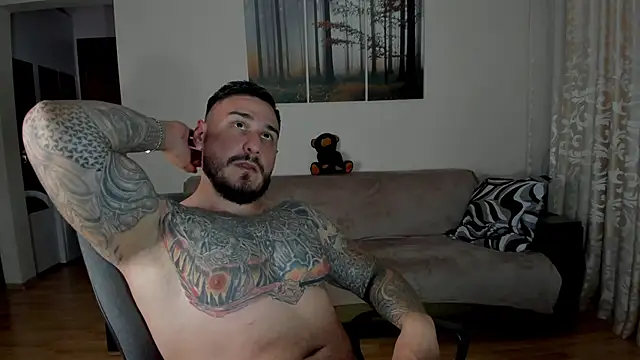 Gymdominus online show from May 2026 06:09:01 PM