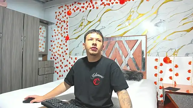 Cassie and nate online show from May 2026 03:12:01 AM
