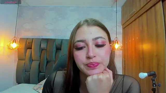 Miel ferrer online show from May 2026 01:29:01 PM