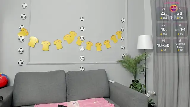 Sofiawonderr online show from June 2026 07:49:02 PM