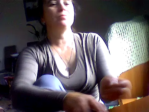 Snapshot of AniaCool77 chatting on June 2026 06:34:02 AM AniaCool77 online show from June 2026 06:34:02 AM