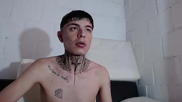 badboy-fox online show from May 2026 10:28:02 PM