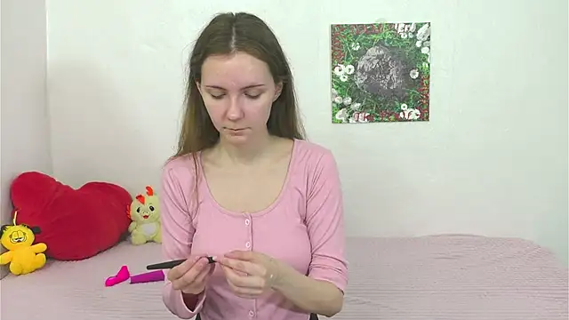 Cuteal1ce online show from June 2026 01:41:02 PM