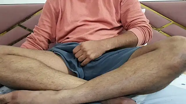 Snapshot of psexplr chatting on December 2025 10:00:02 AM psexplr online show from December 2025 10:00:02 AM