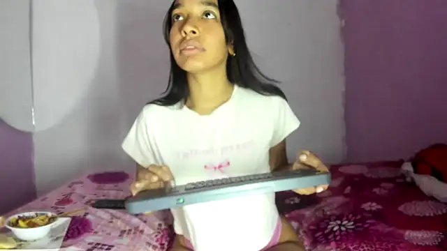 Teenssweet18 online show from June 2026 03:52:02 AM