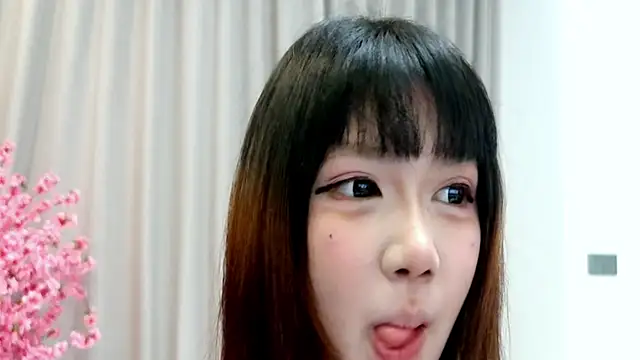 yan-0705 online show from May 2026 09:28:01 AM