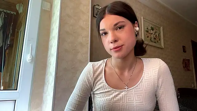 IlonaPitcock online show from May 2026 08:42:02 AM