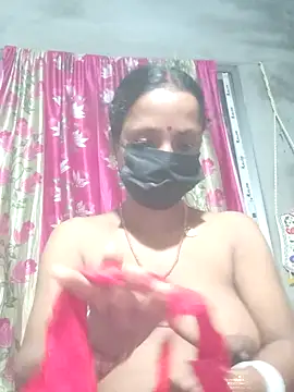 Snapshot of diyadey299 chatting on June 2026 05:17:02 PM diyadey299 online show from June 2026 05:17:02 PM