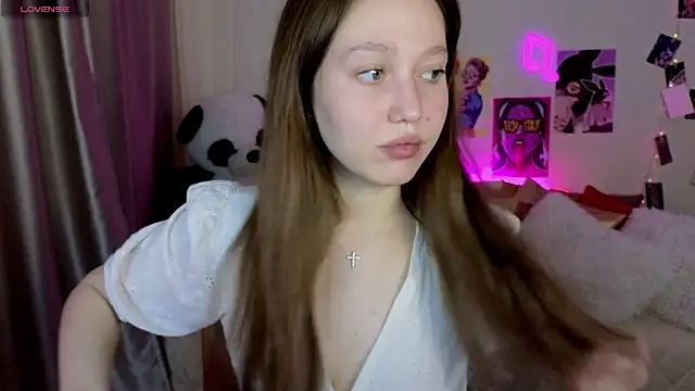 TinaShelton online show from June 2026 06:12:01 PM