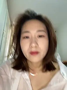 U-mi online show from June 2026 01:18:01 AM