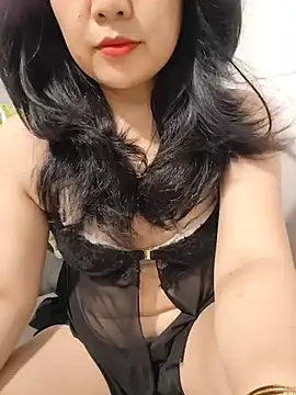 Snapshot of Myry_sweet chatting on June 2026 04:45:02 PM Myry sweet online show from June 2026 04:45:02 PM
