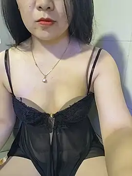 Snapshot of Myry_sweet chatting on June 2026 04:24:02 PM Myry sweet online show from June 2026 04:24:02 PM
