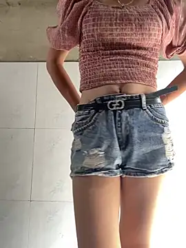 Miuuu22 online show from June 2026 05:12:01 AM