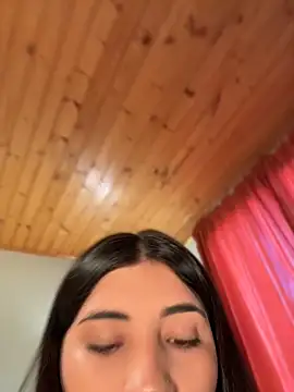 Ahricutte1 online show from June 2026 10:14:02 PM