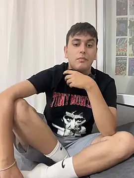 imjustaboyy1 online show from July 2026 04:05:01 PM