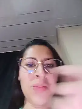 Snapshot of charlotte_collins2_ chatting on June 2026 04:00:01 AM charlotte collins2 online show from June 2026 04:00:01 AM