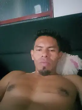 Dominic 24 online show from May 2026 10:39:01 PM