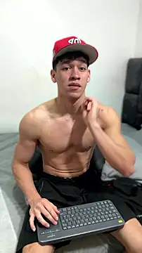 Luke Muscle online show from July 2026 01:38:01 PM