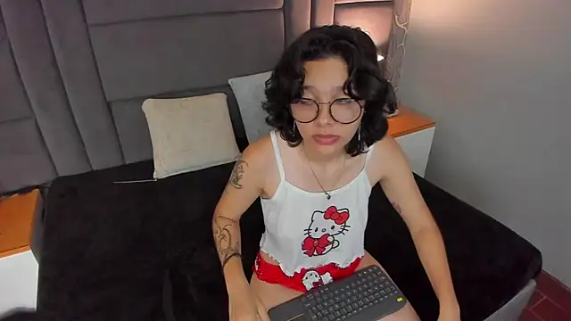 scarleth blaze online show from June 2026 03:22:02 AM