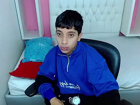 jl brayan12 online show from May 2026 03:27:01 PM