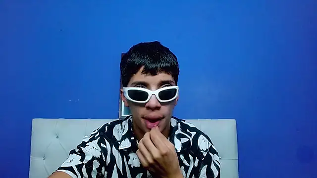jl brayan12 online show from June 2026 06:47:01 PM