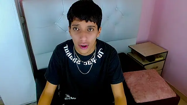 jl brayan12 online show from June 2026 03:29:02 AM