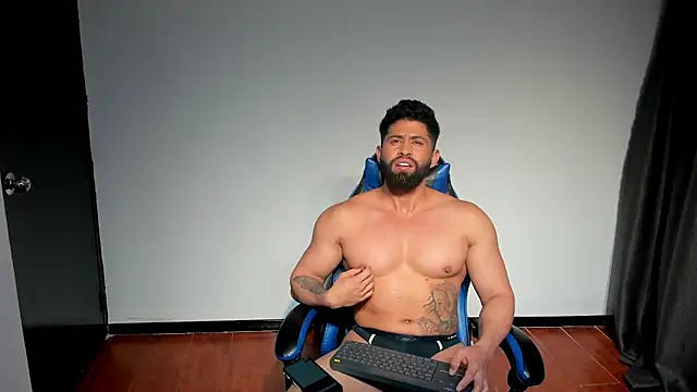 RikyAaron online show from July 2026 01:56:01 AM