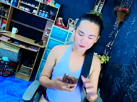 JillianWard17 online show from May 2026 02:36:02 PM