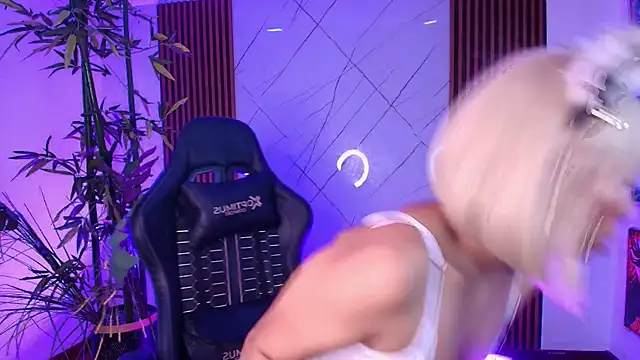 Jedah meow online show from July 2026 03:44:01 AM