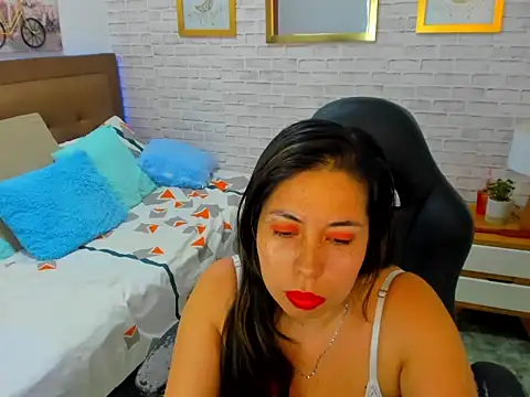nikki nikoll online show from July 2026 07:04:01 AM