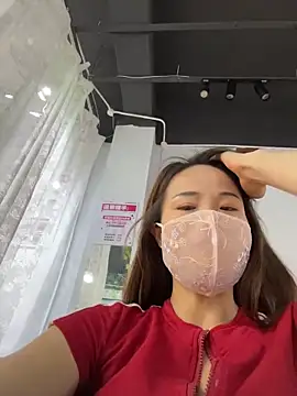 kiss loo online show from May 2026 12:23:01 PM