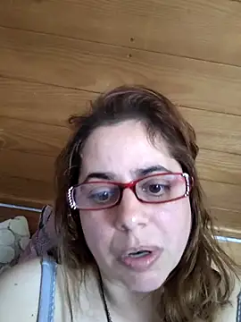 darkellie online show from May 2026 01:06:01 PM