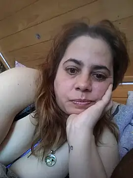 darkellie online show from May 2026 12:22:01 PM