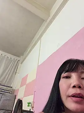 qinqin520 online show from July 2026 08:57:02 PM