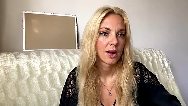Snapshot of Allmaybe chatting on July 2026 03:07:01 PM Allmaybe online show from July 2026 03:07:01 PM