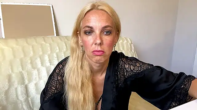 Snapshot of Allmaybe chatting on July 2026 03:49:02 PM Allmaybe online show from July 2026 03:49:02 PM