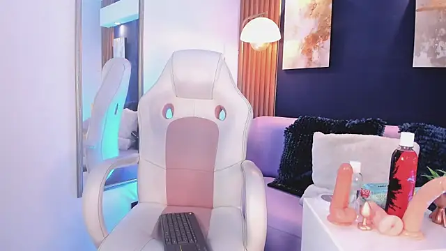 Connor Kings online show from June 2026 08:01:01 PM