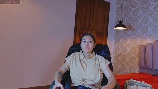 adaira31 online show from June 2026 07:05:01 PM