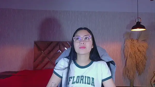 adaira31 online show from June 2026 06:23:01 PM