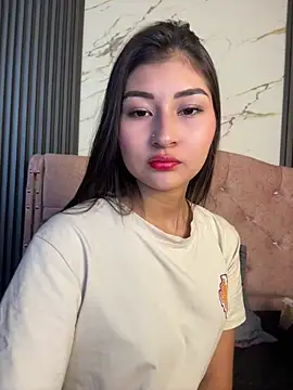 Aylin-fire online show from May 2026 06:47:02 PM