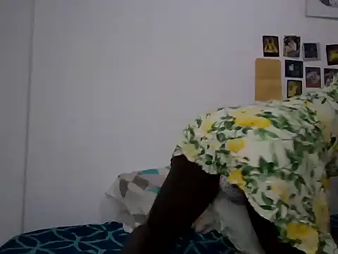 Snapshot of hazyntta chatting on May 2026 04:28:02 AM hazyntta online show from May 2026 04:28:02 AM