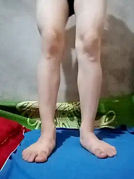 Hoangtuyetnhi online show from May 2026 01:01:01 AM