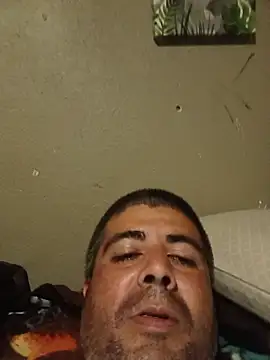 Snapshot of mikey1988figuero chatting on July 2026 10:22:01 AM mikey1988figuero online show from July 2026 10:22:01 AM