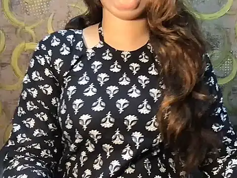 Avneet  online show from July 2026 04:41:01 AM