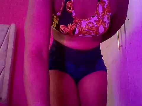 thaisleen online show from June 2026 05:01:02 AM