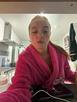 naughtygirl6989 online show from July 2026 09:13:01 PM