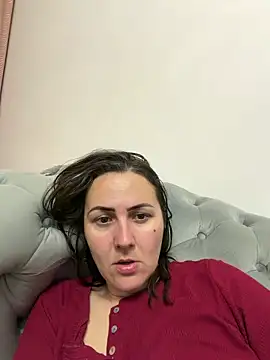 BrunetteNymph online show from May 2026 08:18:01 PM